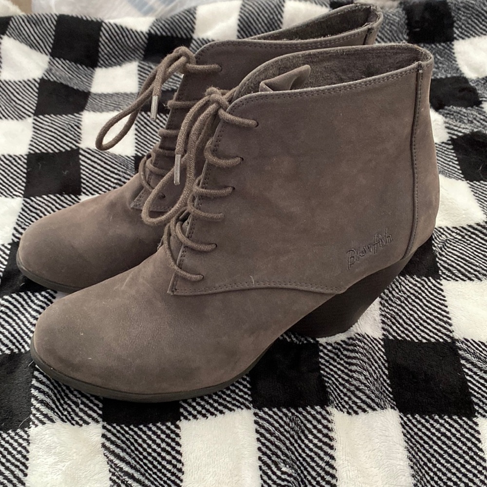 Blowfish grayish brown suede booties